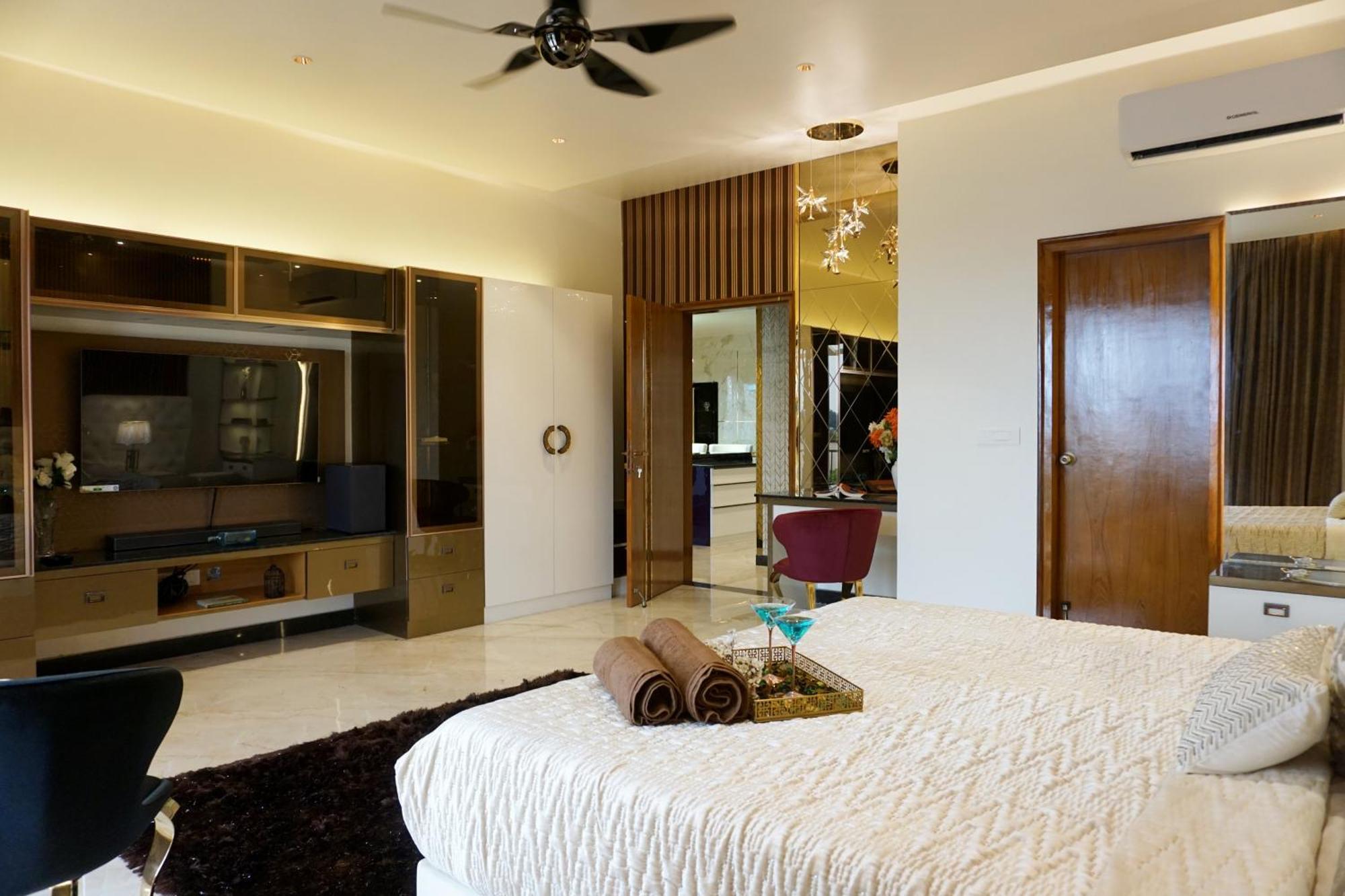 The Pentouz On 100 Feet Road Indiranagar - An Urban Luxury Retreat Apartment บังกาลอร์ ภายนอก รูปภาพ