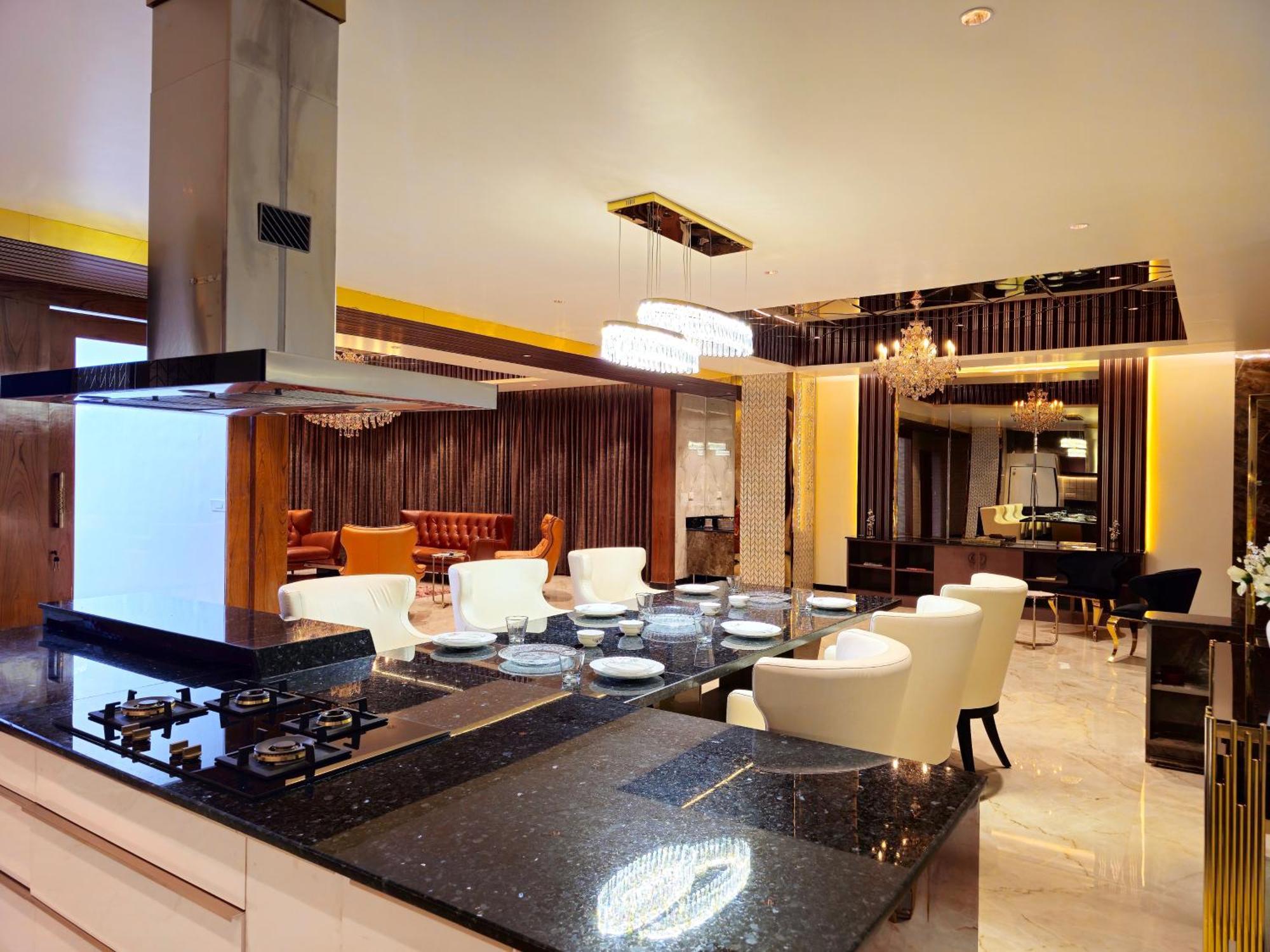 The Pentouz On 100 Feet Road Indiranagar - An Urban Luxury Retreat Apartment บังกาลอร์ ภายนอก รูปภาพ