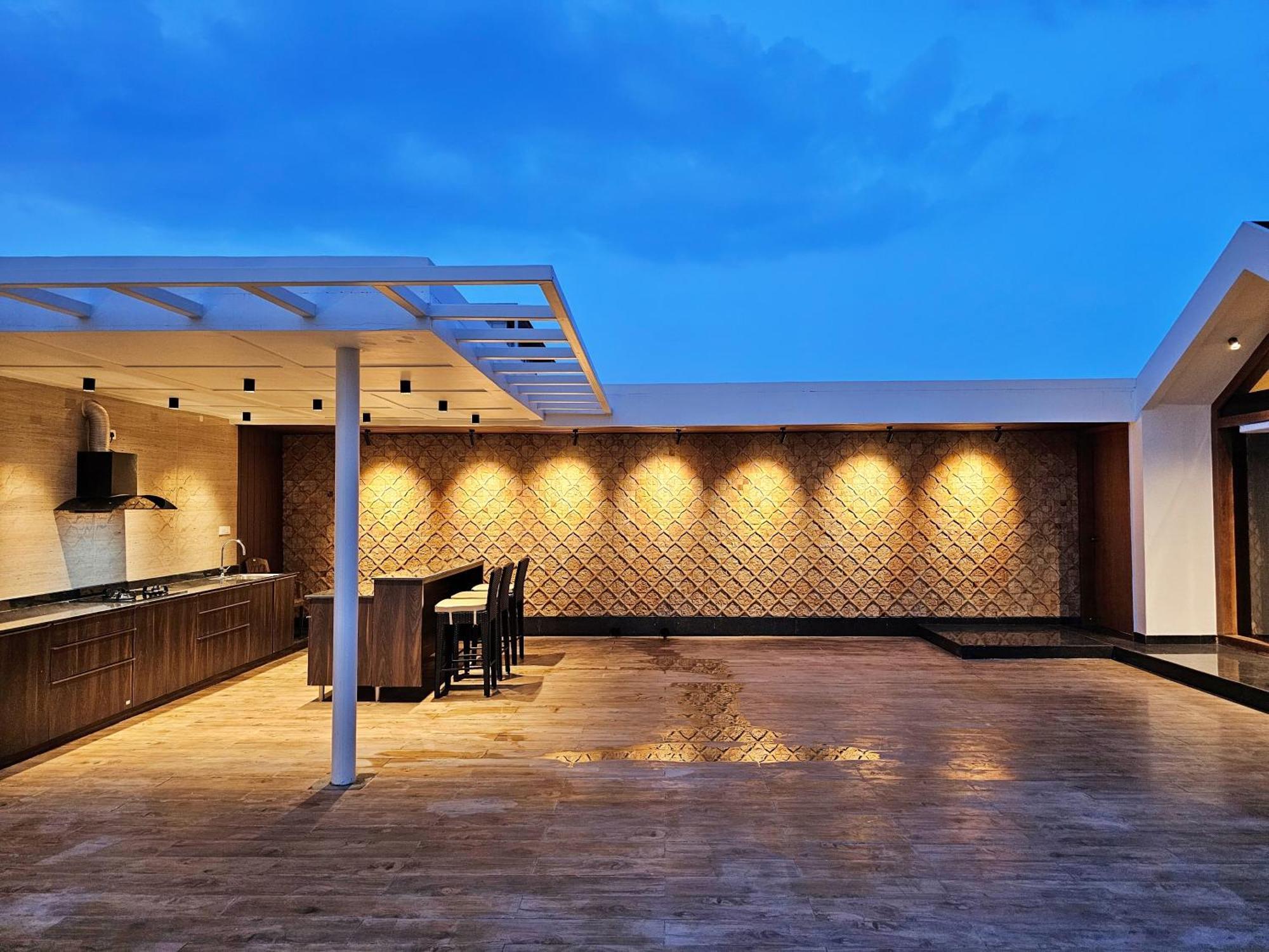 The Pentouz On 100 Feet Road Indiranagar - An Urban Luxury Retreat Apartment บังกาลอร์ ภายนอก รูปภาพ