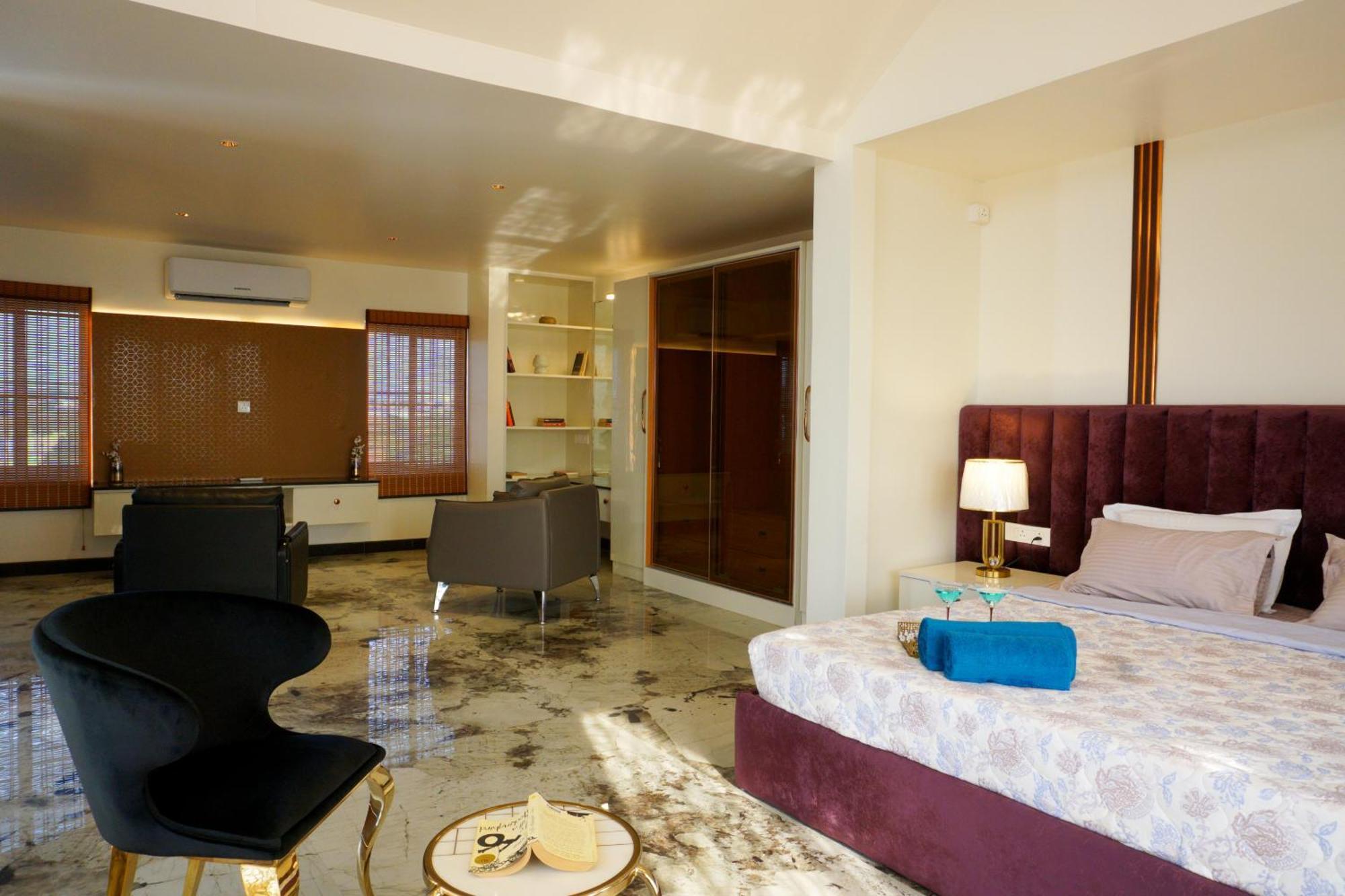 The Pentouz On 100 Feet Road Indiranagar - An Urban Luxury Retreat Apartment บังกาลอร์ ภายนอก รูปภาพ
