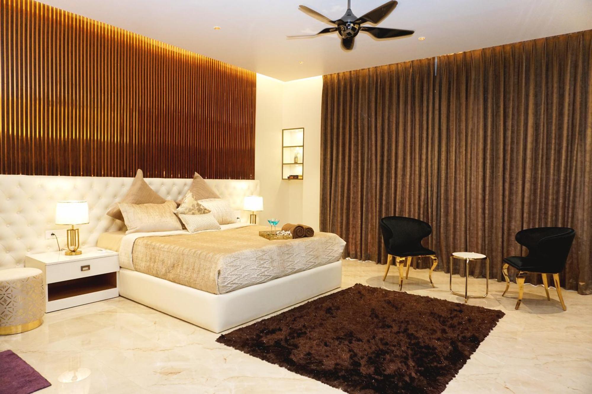 The Pentouz On 100 Feet Road Indiranagar - An Urban Luxury Retreat Apartment บังกาลอร์ ภายนอก รูปภาพ